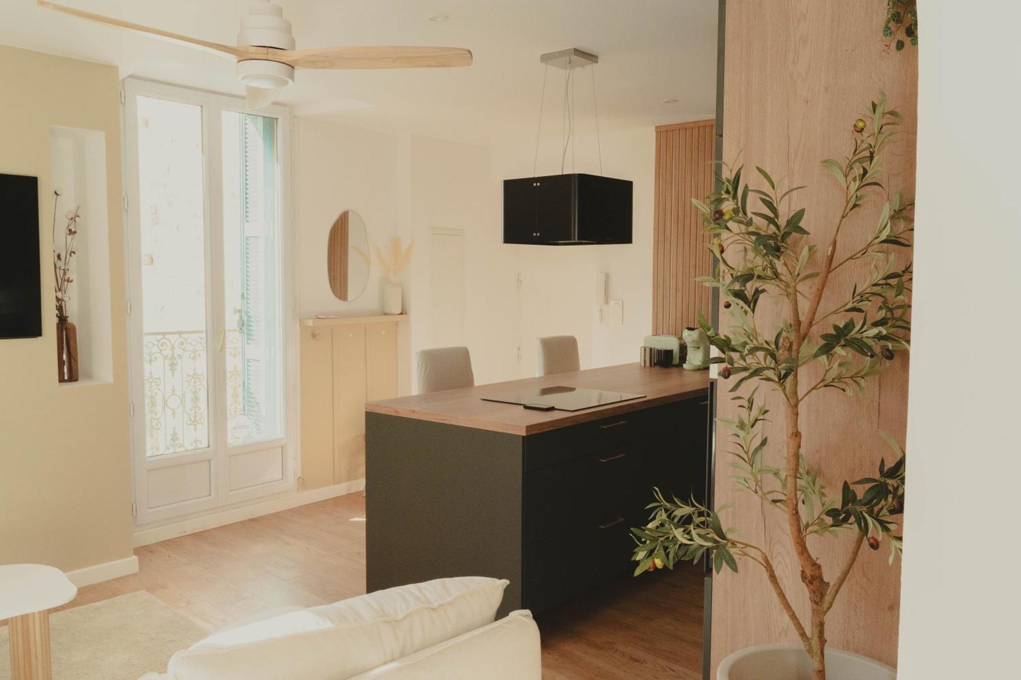 Au Coeur De Hyeres, Ideal Pour Les Couples ! Eksteriør bilde